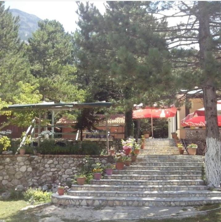Iliria Tiny House Llogora Орікум Екстер'єр фото