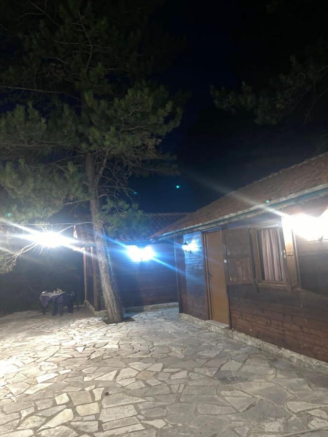 Iliria Tiny House Llogora Орікум Екстер'єр фото